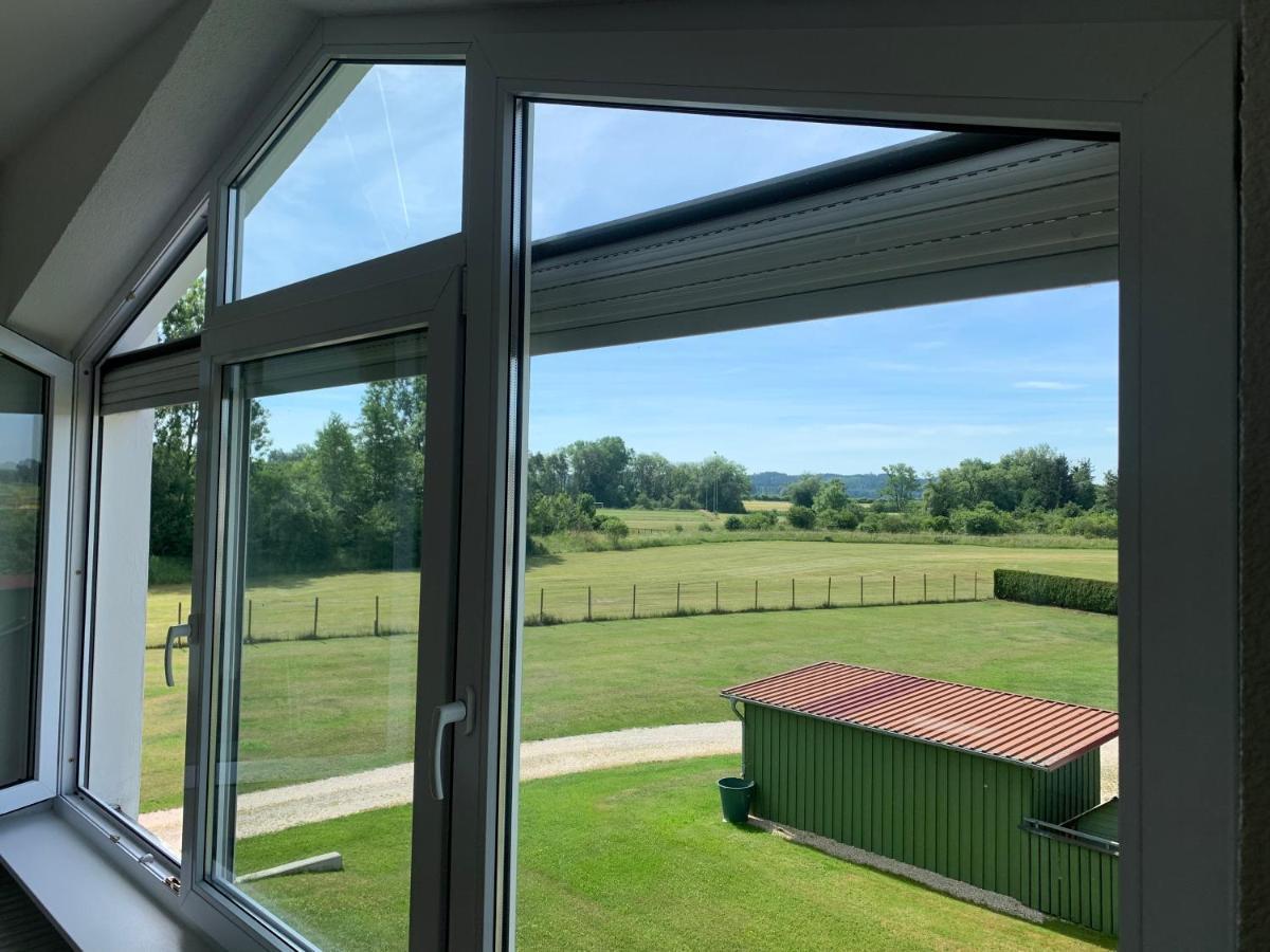 Schoene, Grosse Ferienwohnung Direkt Am Donauradweg & Keltenstadt Heuneburg Herbertingen Exterior foto